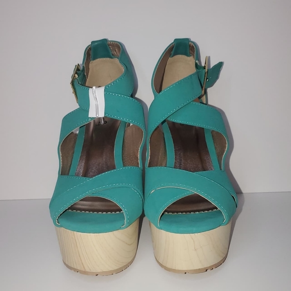 Ankle-strap Wedge - Picture 2 of 6